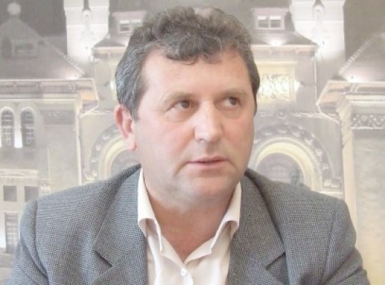 Fiii Satului la Albeşti - petrecere câmpenească şi hram